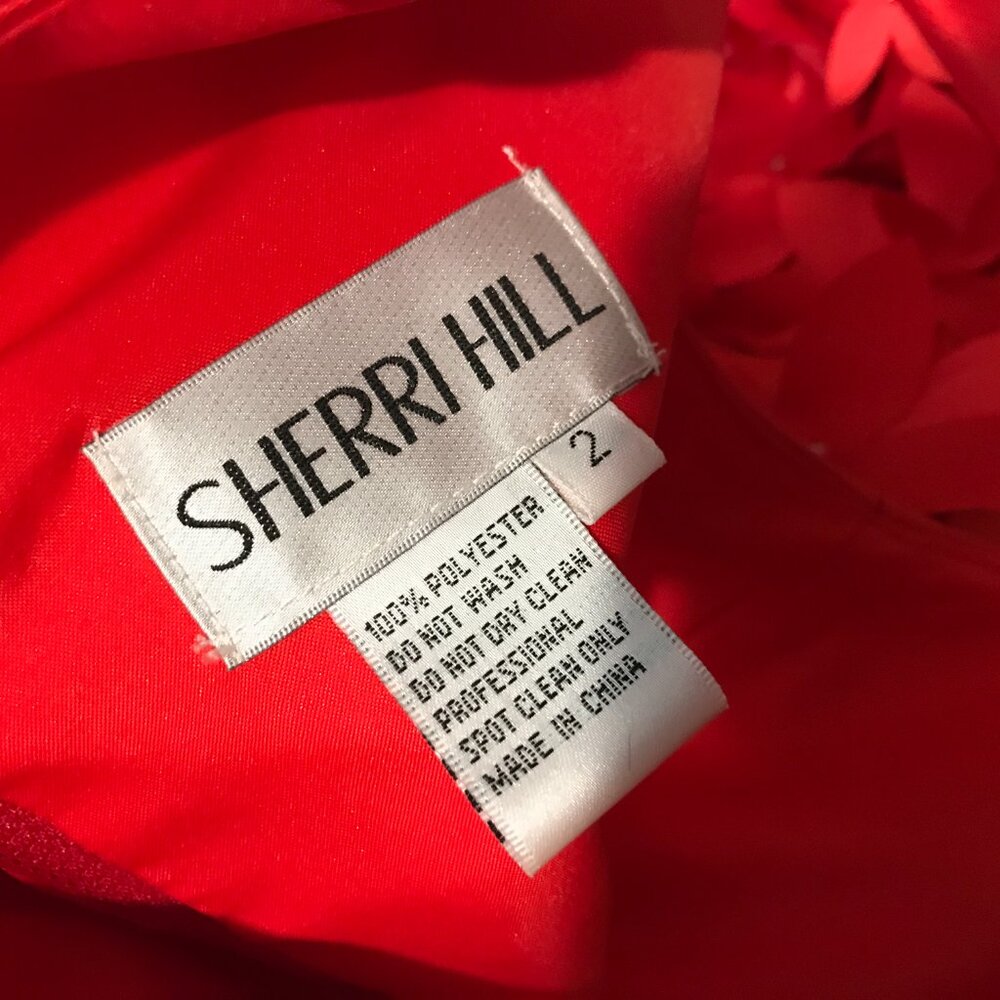 SHERRI HILL Formal Dress Sleeveless A-Line Gown Flower Petal Appliques Red Sz  2 - Picture 10 of 14